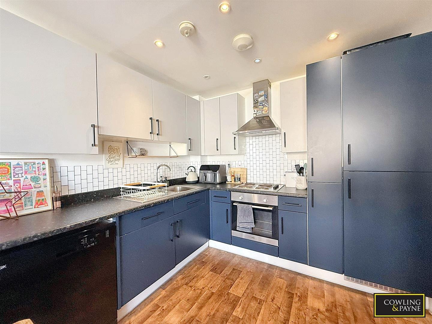 Golden Jubilee Way, Wickford